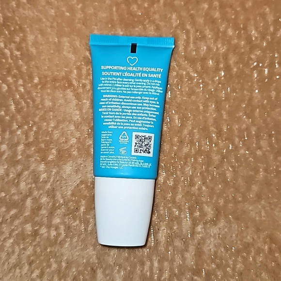 Selfless By Hyram Exfoliating‎ Serum - Picture 3 of 3